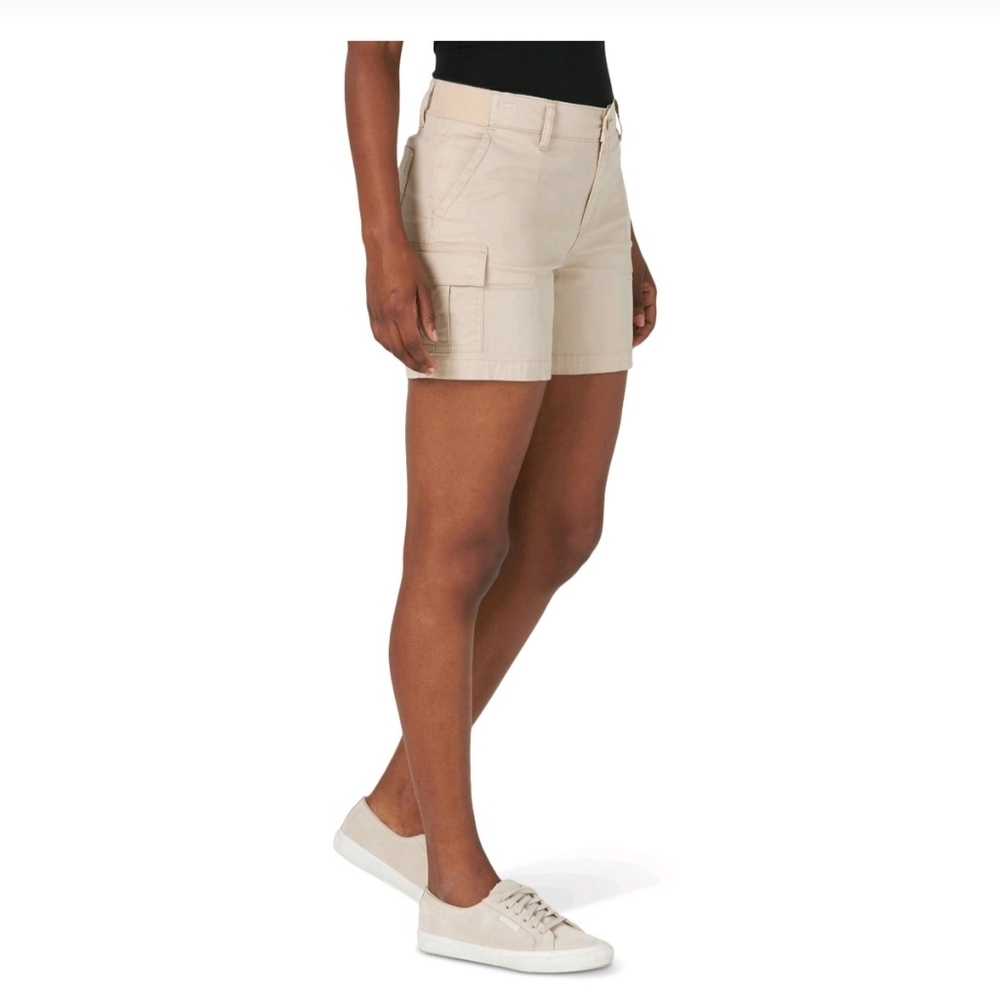 Lee NWT Plus Size Midrise Regular Fit Comfort Waistband 5" Cargo Short 567 - Picture 8 of 11